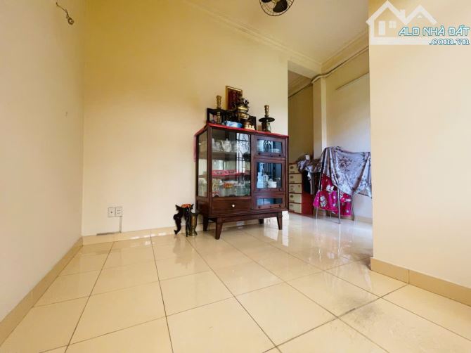 Bán Nhà Nở Hậu – 3 Tầng – Dương Bá Trạc – Vừa ở ,vừa kinh doanh.Giá tốt - 5