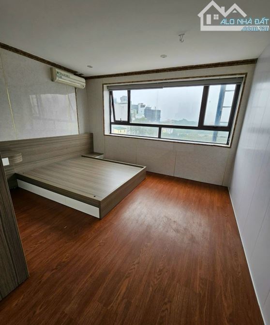 BÁN TÒA CCMN MỄ TRÌ 120M2- 7 TẦNG- MT 8.6M- 33 TỶ 500 - 4