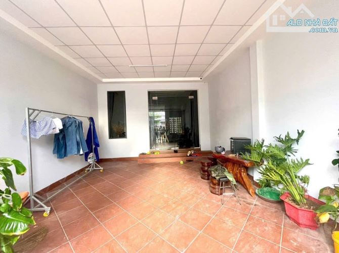 Cần bán nhà mới nhánh sau lưng công vụ phường 5 - 4