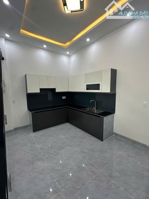 BÁN NHÀ MẶT TIỀN KINH DOANH, SỔ RIÊNG THỔ CƯ,MẶT ĐƯỜNG 10 MÉT,550TRIỆU NHẬN NHÀ - 4