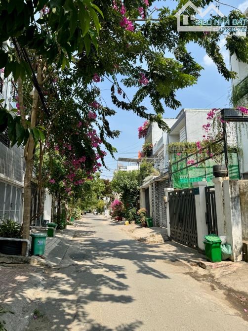 NHÀ 1 TRỆT 1 LẦU-3PN CỰC RỘNG-102M2 CHỈ 5 TỶ MẶT TIỀN KINH DOANH ĐƯỜNG SỐ 18 - 4