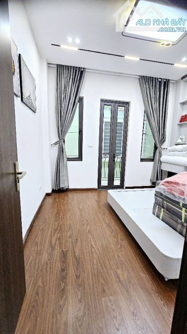 NHÀ XUÂN THUỶ CẦU GIẤY ĐẸP ĐỦ NỘI THẤT Ở NGAY - 4
