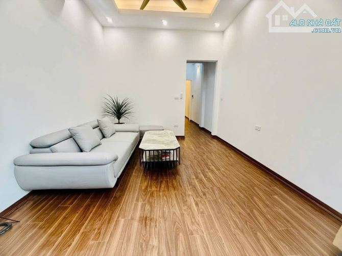 🔥HOA HẬU🚗 KHƯƠNG TRUNG – 37M² – 5 TẦNG – MT 3.3M – Ô TÔ QUA NHÀ – KD– GIÁ 9.8 TỶ💥 - 4