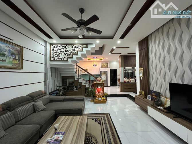 BÁN NHÀ 2 TẦNG TRẦN QUANG KHẢI – 158M² MT ~5M – FULL NỘI THẤT - 4