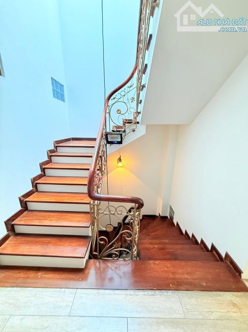 Bán siêu phẩm Tổng cục 5 Tân Triều - 100m2 - Phân lô - Oto tránh - Kinh doanh - 30.8 tỷ. - 4