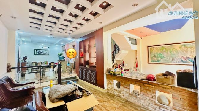 Bạch Đằng bình Thạnh 102m2 4 tầng giá chỉ 25 tỷ - 4