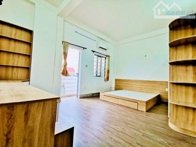 BÁN NHÀ HXH FULL NỘI THẤT GẦN TRƯỜNG CHINH 4TẦNG 85M2 NGANG 11M DÒNG TIỀN 32TR GIÁ 7.X TỶ - 4