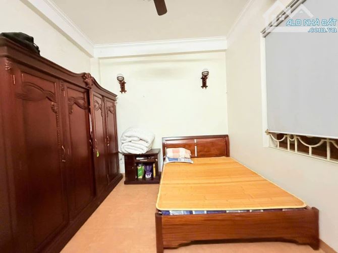 Bán Nhà Phân Lô Nghĩa Đô - Cầu Giấy. Dân xây ở chắc chắn nội thất xịn. - 4
