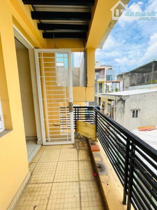 Nhà hiếm ngang 6m Nguyên Hồng, BTCT 66m2, gần sân bay và Q1, Chỉ 6tỷ98 - 4