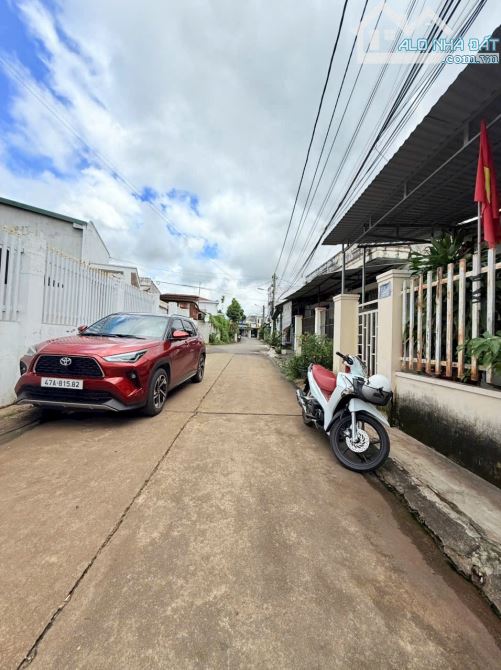 Nhà cấp 4 xây kiên cố hẻm 2 ô tô Nơ Trang Gưh gần Ngã Sáu 5,5x20m tc 100% - 4
