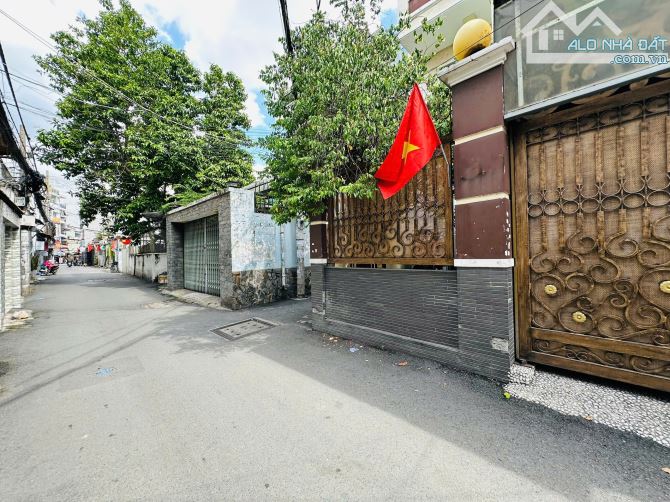 BÁN NHÀ GÓC 2 MẶT TIỀN, ĐƯỜNG HOÀNG HOA THÁM Q.PHÚ NHUẬN, DT: 6.5X15M, KC: 5 TẦNG,18.2 TỶ - 4