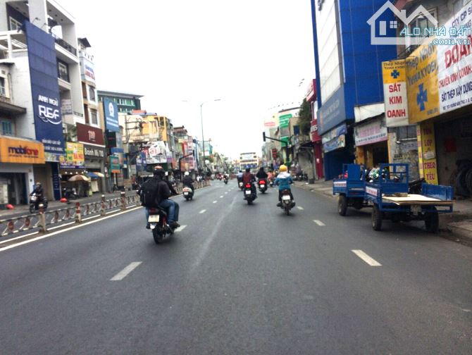 Bán nhà Hoàng Văn Thụ PN, full nội thất sang xịn mịn, 3PN gồm 1PN dưới trệt, nhích 5 tỷ - 4