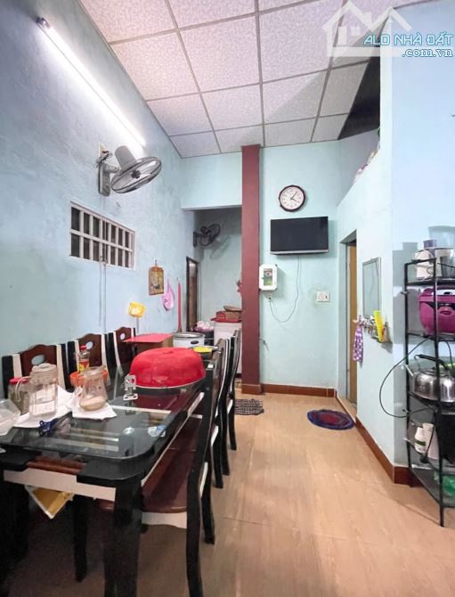 NHÀ MẶT TIỀN HOÀNG VĂN HOÈ - 120M2 - CẤP 4 - NGANG 6M - GIÁ 10.2 TỶ - 4