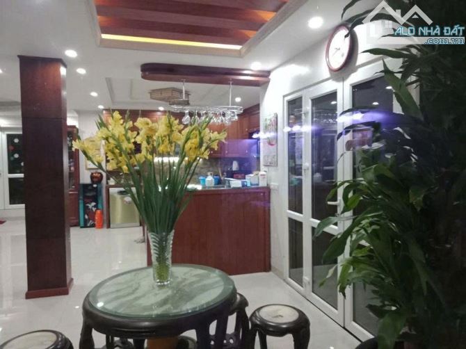 BÁN BIỆT THỰ VIEW CÔNG VIÊN VĂN PHÚ 200M² X 4T MT 10M GIÁ 45 TỶ - 4