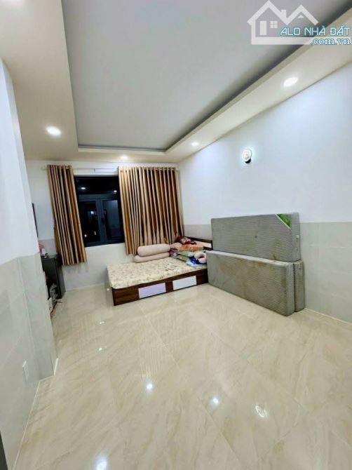BÁN NHÀ ĐẸP Ở LIỀN GẦN MẶT TIỀN HẬU GIANG VIEW SÔNG THOÁNG MÁT 4TẦNG 56M2 GIÁ 6.X TỶ - 4