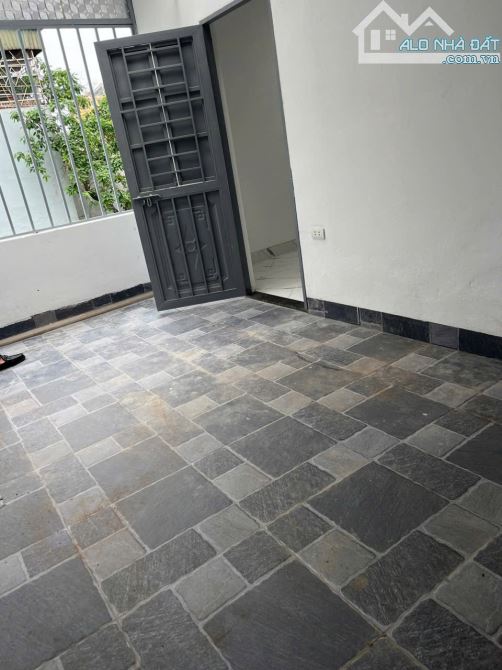 Nhà 3 Tầng Định Công Hạ – 42m², Giá Chỉ 2,75 Tỷ, Ở Ngay! - 4