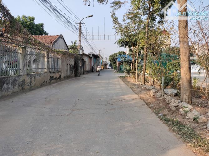 77,6m Đông Sơn, 2 mặt kinh doanh chỉ 2,25 tỉ - 4