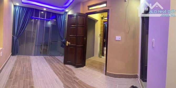 6 TẦNG - PHAN TÂY HỒ - PHÚ NHUẬN - XE HƠI NGỦ TRONG NHÀ - CÓ SẴN HỢP ĐỒNG THUÊ CĂN HỘ DỊCH - 4