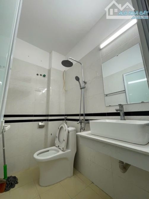 Bán nhà Mậu lương Kiến Hưng, 33m2.giá 5,38tỷ - 5