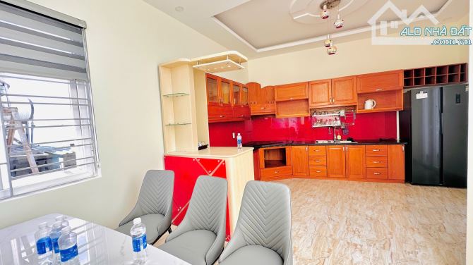 NHÀ 4 MÊ MẶT TIỀN ĐƯỜNG ĐẶNG THUỲ TRÂM GẦN NGÃ 3 LÊ DUẨN - Loctran - 5