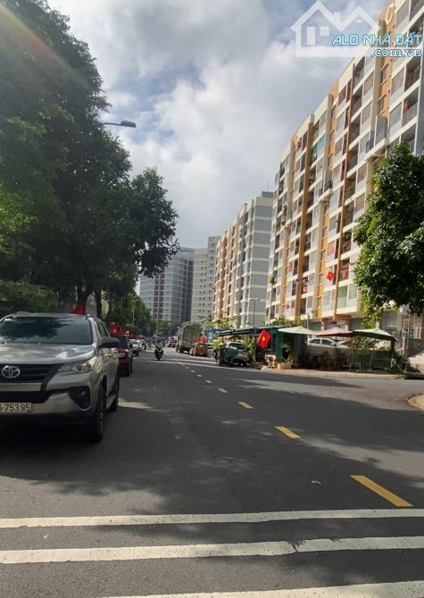 ĐẤT ĐẸP ĐƯỜNG D2_MAN THIỆN- THỦ ĐỨC. 110M2 - HƠN 12TỶ XÍU.  + VỊ TRÍ lô đất ngay mặt tiền - 5