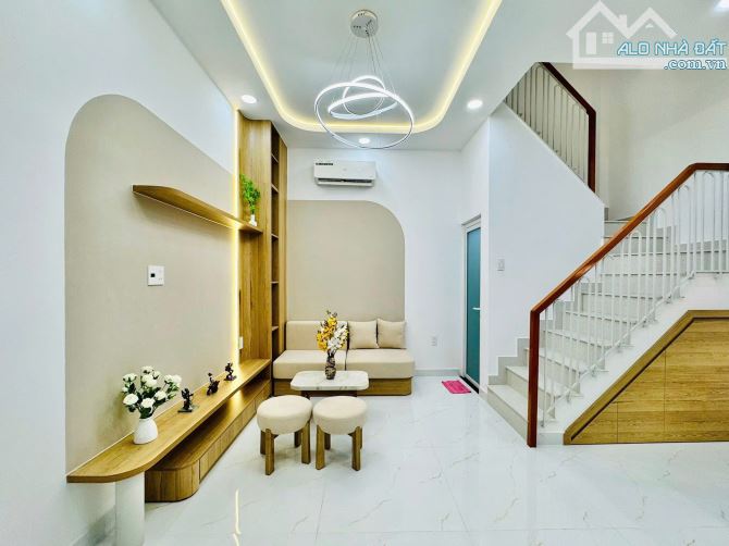 XE HƠI TỚI NHÀ – 5M RA MT NGUYỄN TRỌNG TUYỂN PN - NGANG 5M - 5 TẦNG MỚI - 5.9 TỶ - 5