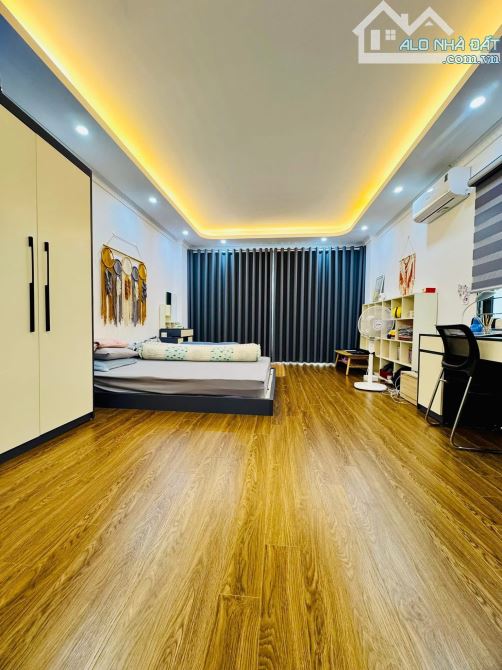 BÁN NHÀ ĐỘI CẤN BA ĐÌNH 37m 5T Mt 3.5m GIÁ 8 TỶ LÔ GÓC NGÕ THÔNG 2 THOÁNG KINH DOANH. - 5