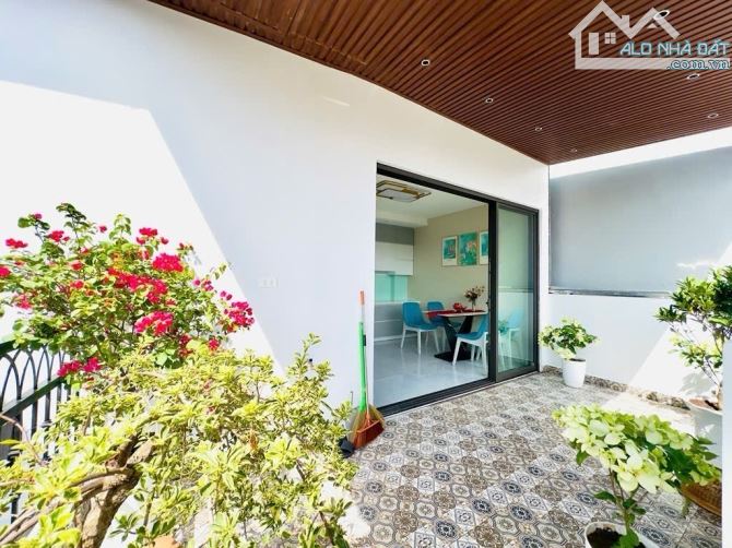 NHÀ ĐẸP PHỐ MINH KHAI – 47M² – 5 TẦNG – THANG MÁY – GIÁ 12,5 TỶ