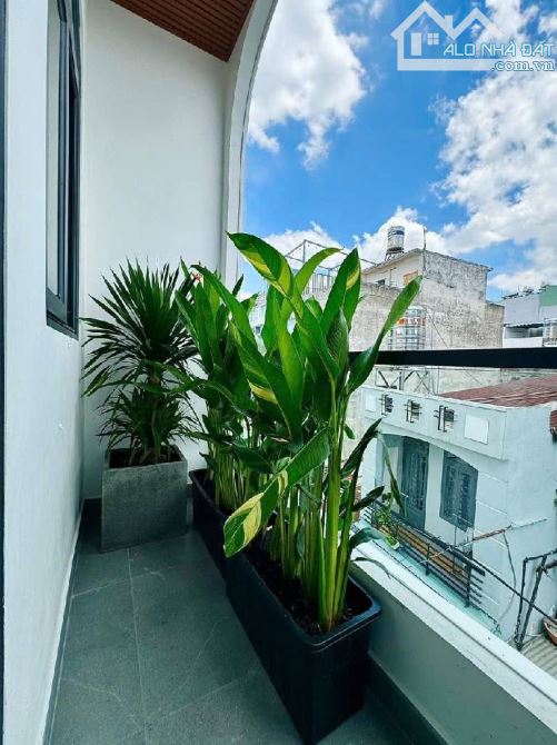 BÁN NHÀ XINH 4 TẦNG NGAY TRUNG TÂM GÒ VẤP - SÁT LÀNG HOA - 5