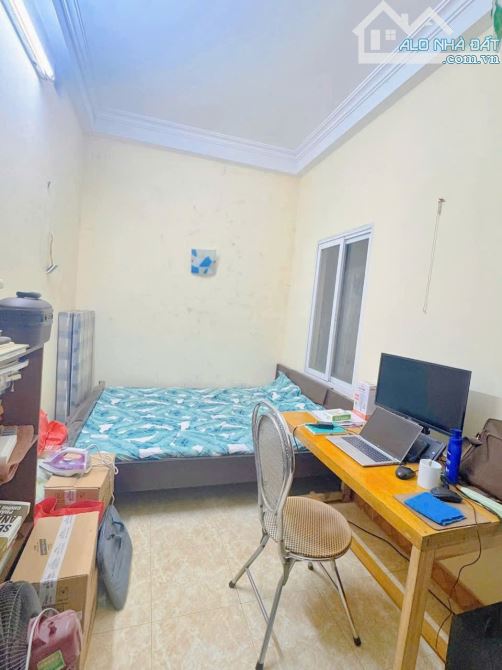 Bán nhà Ngõ 343 Đội Cấn, cách ô tô tránh 50m, Nhỉnh 7 tỷ, DT 35m, mặt tiền 6m - 5