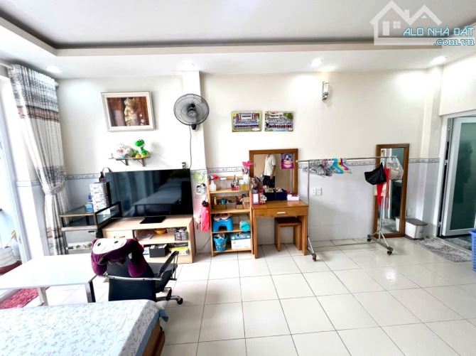 BÁN NHÀ 3 TẦNG HẺM Ô TÔ, GẦN 70m2, NGAY NGUYỄN QUÝ YÊM, AN LẠC, BÌNH TÂN. - 5
