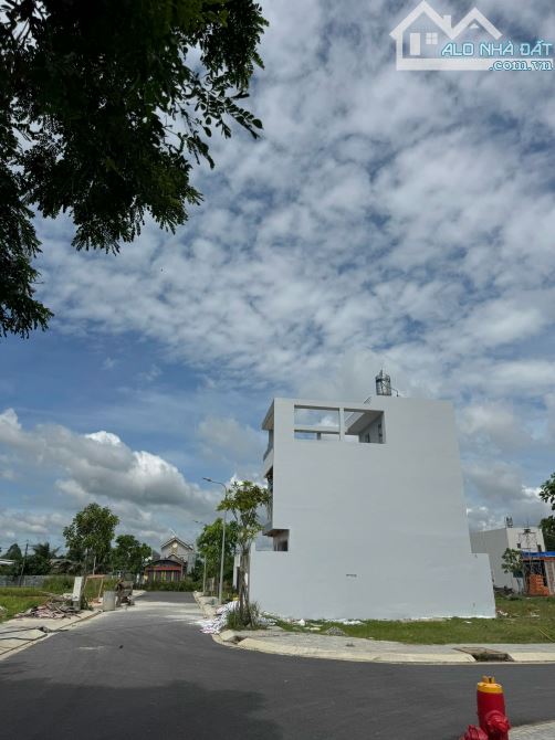 CẦN BÁN NHÀ MỚI 1 TRỆT 2 LẦU XÃ TÂN PHÚ TRUNG,SỔ HỒNG RIÊNG , HOÀN CÔNG - 5