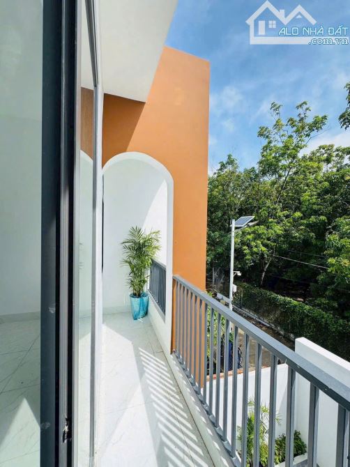 BÁN NHÀ LẦU PHƯỜNG TÂN TRIỀU MỚI 700 TRIỆU NHẬN NHÀ - 5
