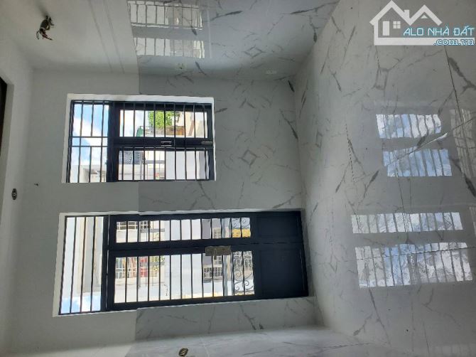 HẺM XE HƠI THÔNG TRƯƠNG PHƯỚC PHAN BÌNH TRỊ ĐÔNG BÌNH TÂN DT: 37M2- 4 TỶ 5 - 5