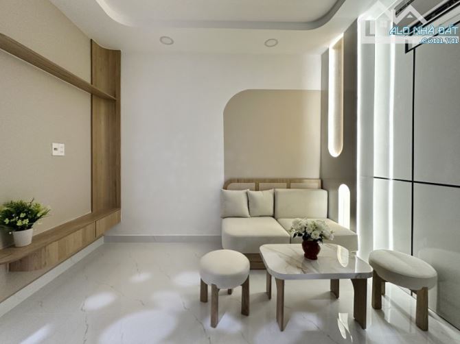 BÁN NHÀ Ô TÔ TRÁNH - 200M TỚI ĐINH TIÊN HOÀNG Q1 - 3 TẦNG - 24M2 NGANG LỚN 7M – CHỈ 5.68 T - 5