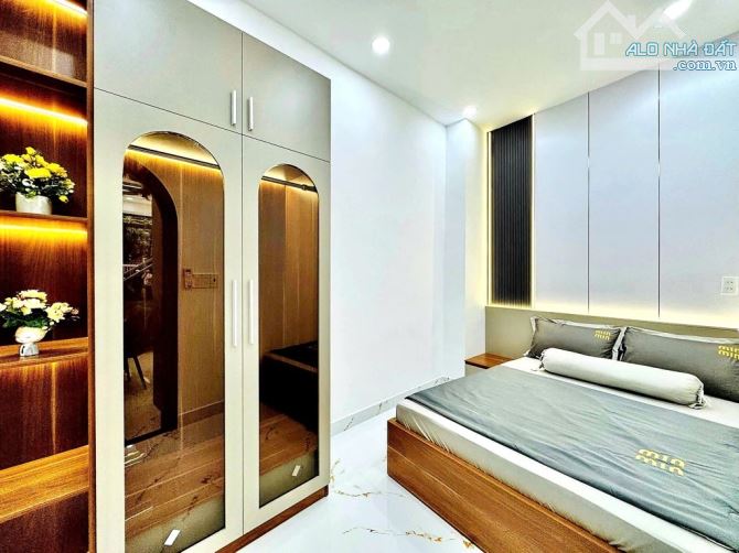 Nhà mặt tiền quận Gò Vấp 42m2 giá 6 tỷ 280 đường 10m kinh doanh đa ngành đường số 8 P11 - 5