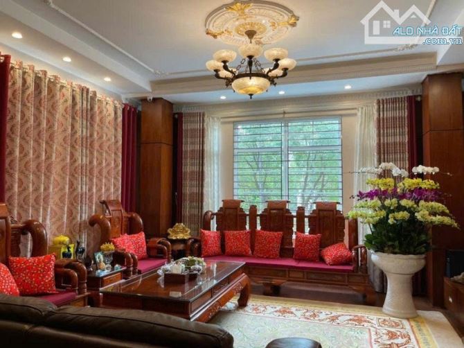 BÁN BIỆT THỰ VIEW CÔNG VIÊN VĂN PHÚ 200M² X 4T MT 10M GIÁ 45 TỶ - 5