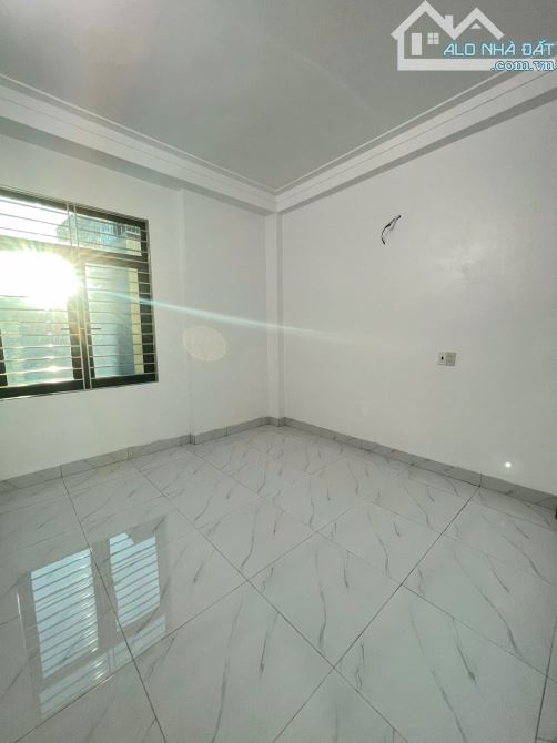 Bán căn nhà 3 tầng Trần Lãm có chỗ để oto - 5