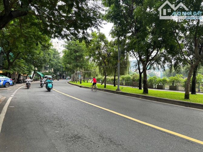 VIP QUẬN 3 - LÝ CHÍNH THẮNG - NGAY HOÀNG SA - THÔNG KHẮP NGẢ - 33M - 5
