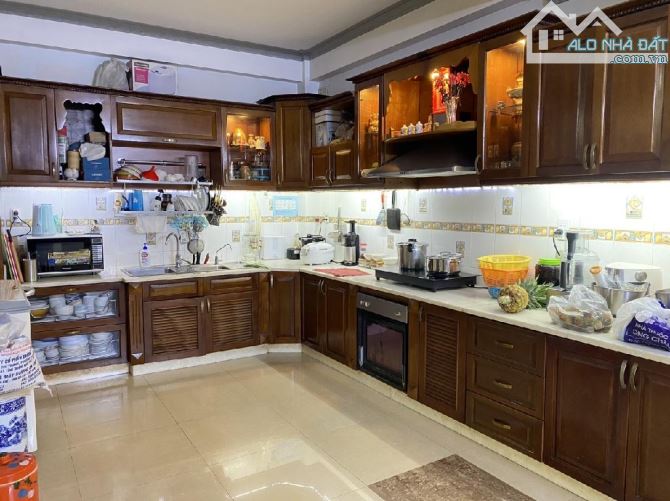 🏠 Bán nhà Trần Đình Xu Quận 1 – Biệt thự 5 tầng ngang 9.5m, diện tích 141m² - 5