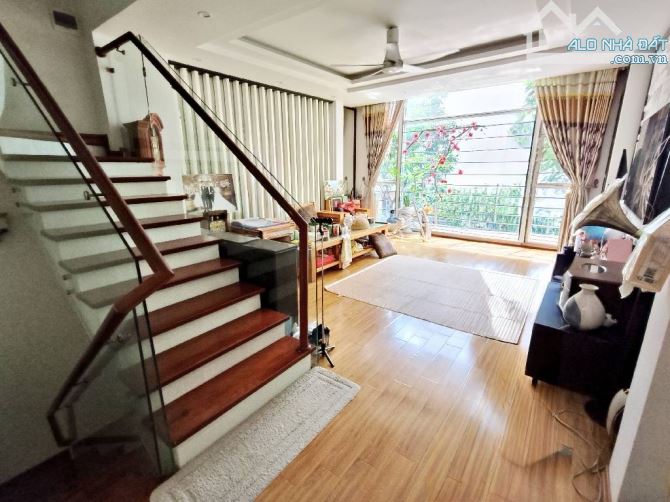SIÊU PHẨM LIỀN KỀ KĐT MỖ LAO - THANH BÌNH - VỈA HÈ Ô TÔ TRÁNH - NHÀ ĐẸP LONG LANH - AN SIN - 6