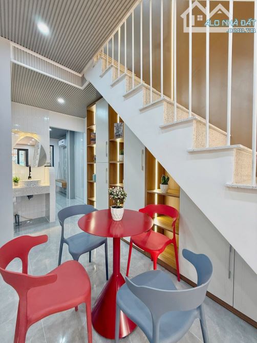 Nhà 2 tầng kiệt Hàn Mạc Tử  Cách chỗ đậu oto vài bước chân - 6