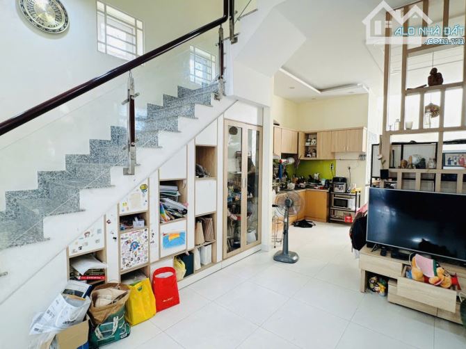 ÔTÔ NGỦ TRONG NHÀ – ĐƯỜNG SỐ 2 HIỆP BÌNH PHƯỚC – NHÀ 4 TẦNG ĐẸP 80M2 – CHỈ 4,9 TỶ - 6