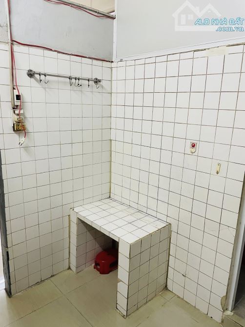 Bán nhà hẻm 3 gác thẳng 1 trục Trần Phú Q.5 : 24m2 - 3,5m x 7,5m - 6