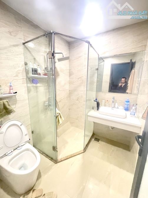 HƠN 8 TỴ- PHÁO ĐÀI LÁNG- GẦN HUỲNH THÚC KHÁNG- ĐỐNG ĐA - 35M*5T- Ô TÔ GẦN - 6