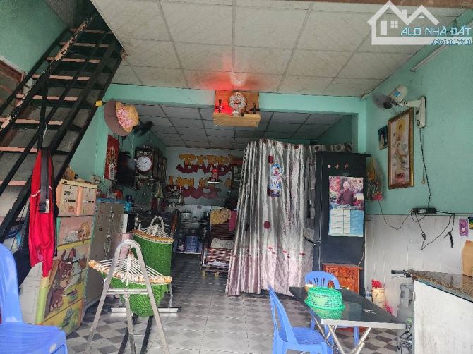 SIÊU MẶT TIỀN 10X30 CÓ 2 MẶT TIỀN KINH DOANH VÀ 9 PHÒNG TRỌ TÂN XUÂN HÓC MÔN DÒNG TIỀN 25T - 6