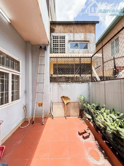 BÁN NHÀ NGÃ TƯ PHÚ NHUẬN – 3 TẦNG nở hậu – 75M² – NHỈNH 8 TỶ - 7