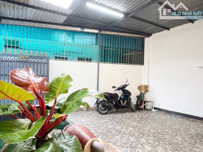 Nhà hẻm Cầu Dứa Phú Nông gần Bách Hóa Xanh Vĩnh ngọc Nha Trang dt 96m2 giá 3ty450 - 7