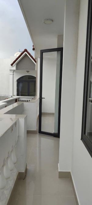 BÁN NHÀ 1 TRỆT 4 LẦU MỚI ĐẸP HẺM Ô TÔ NGUYỄN BỈNH KHIÊM, GẦN BIỂN BÃI TRƯỚC CHỈ 5.4 TỶ - 7