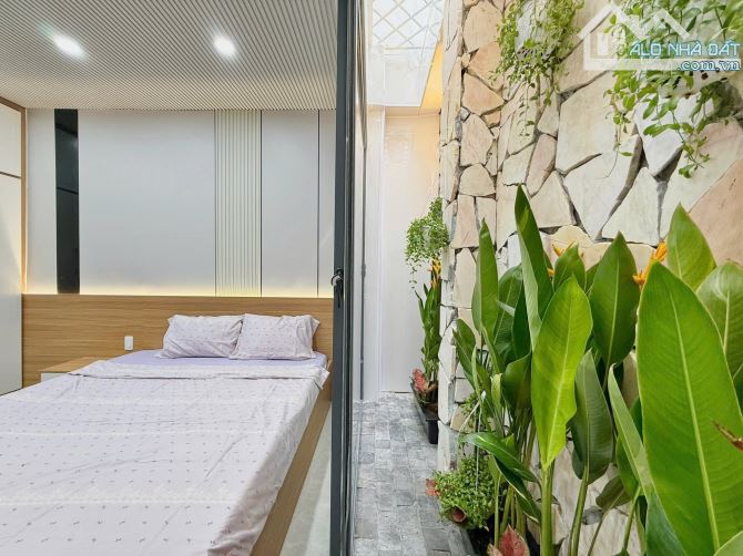 Nhà 2 tầng kiệt Hàn Mạc Tử  Cách chỗ đậu oto vài bước chân - 7